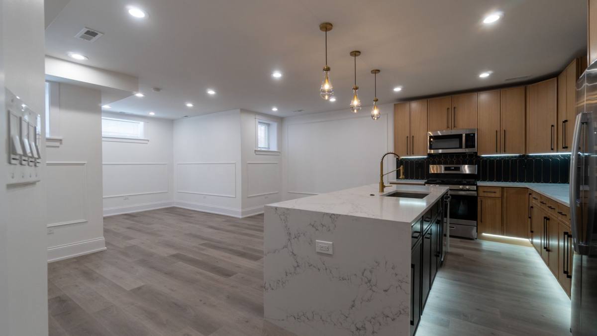 Apartment for rent at 4745 N Beacon - 4747 St Garden, Chicago, IL 60640