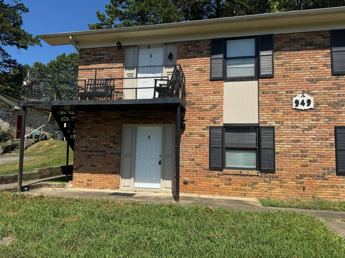 Apartment for rent at 949 Chadwick Dr, Kingsport, TN 37660