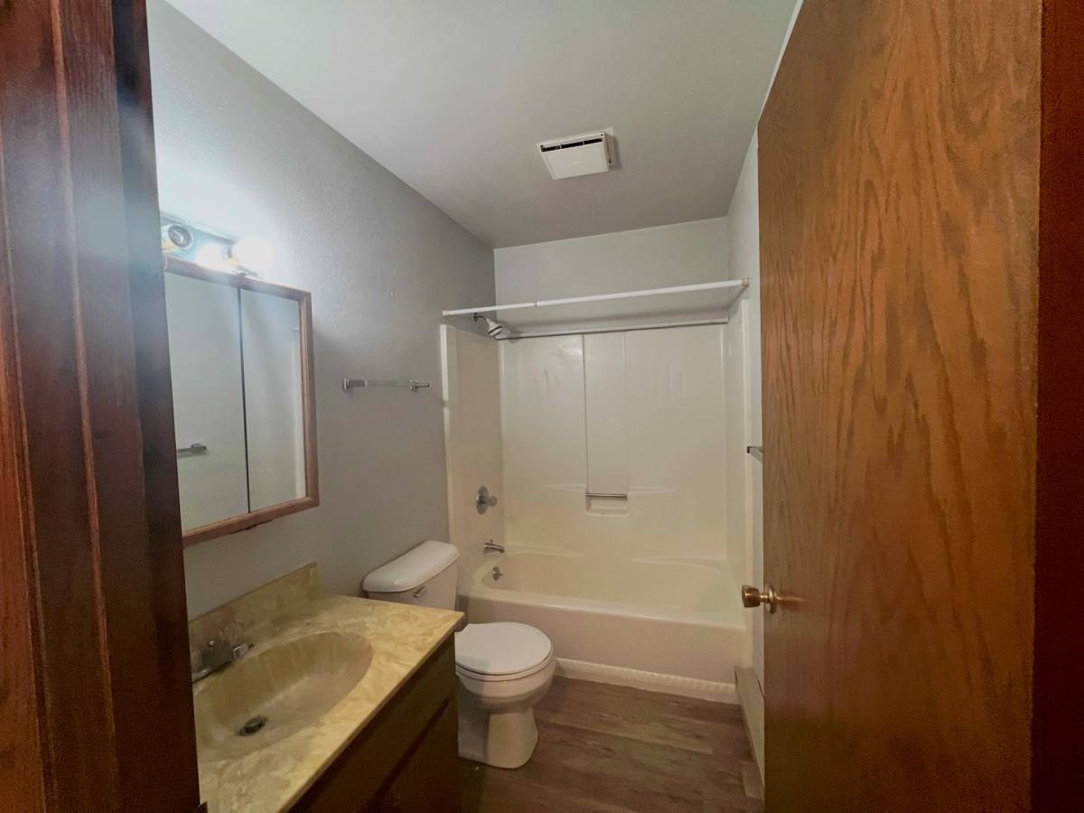 Apartment for rent at 909 Genrich St, Wausau, WI 54403