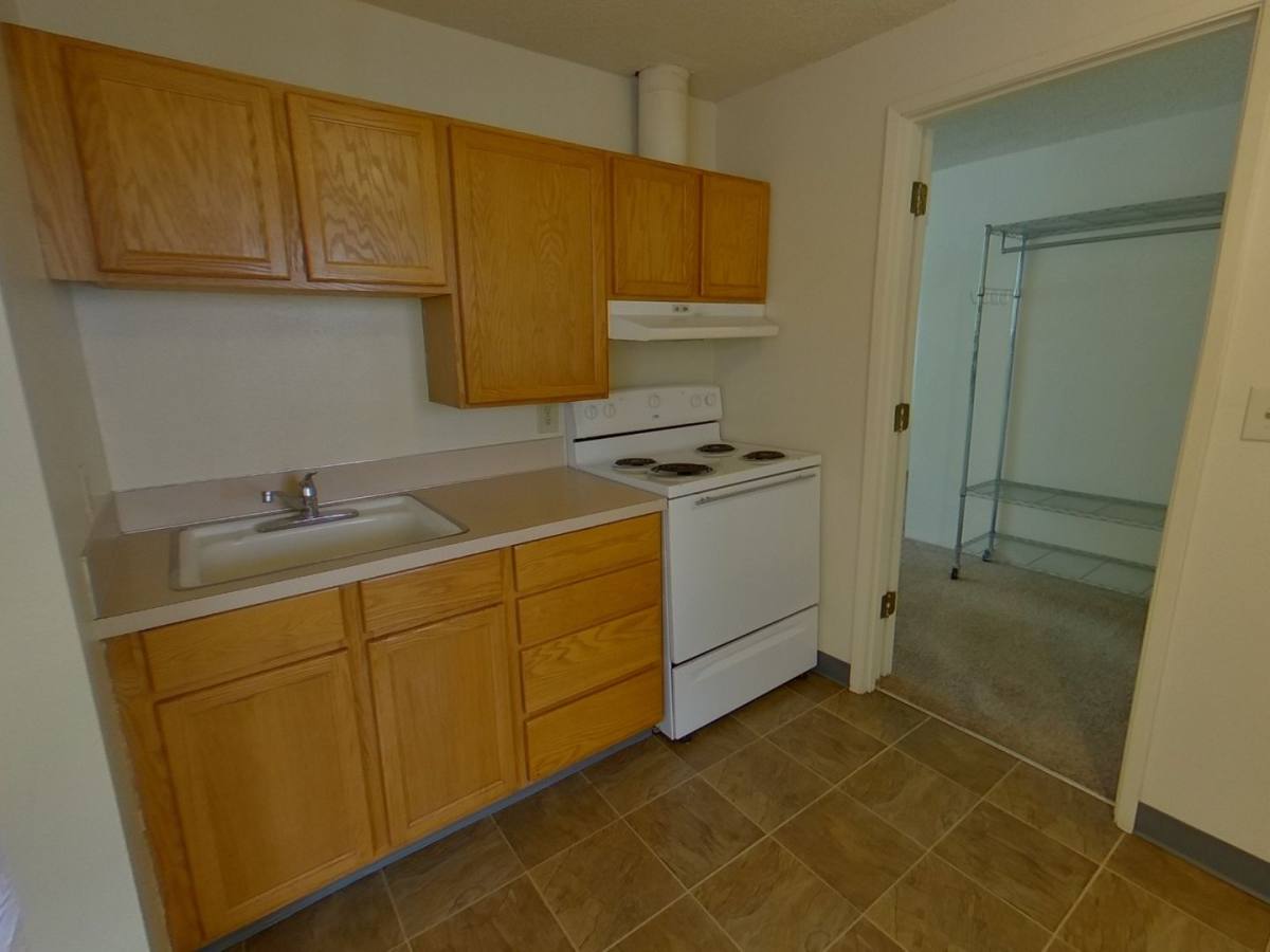 Apartment for rent at 502 E 15th Ave, Eugene, OR 97401