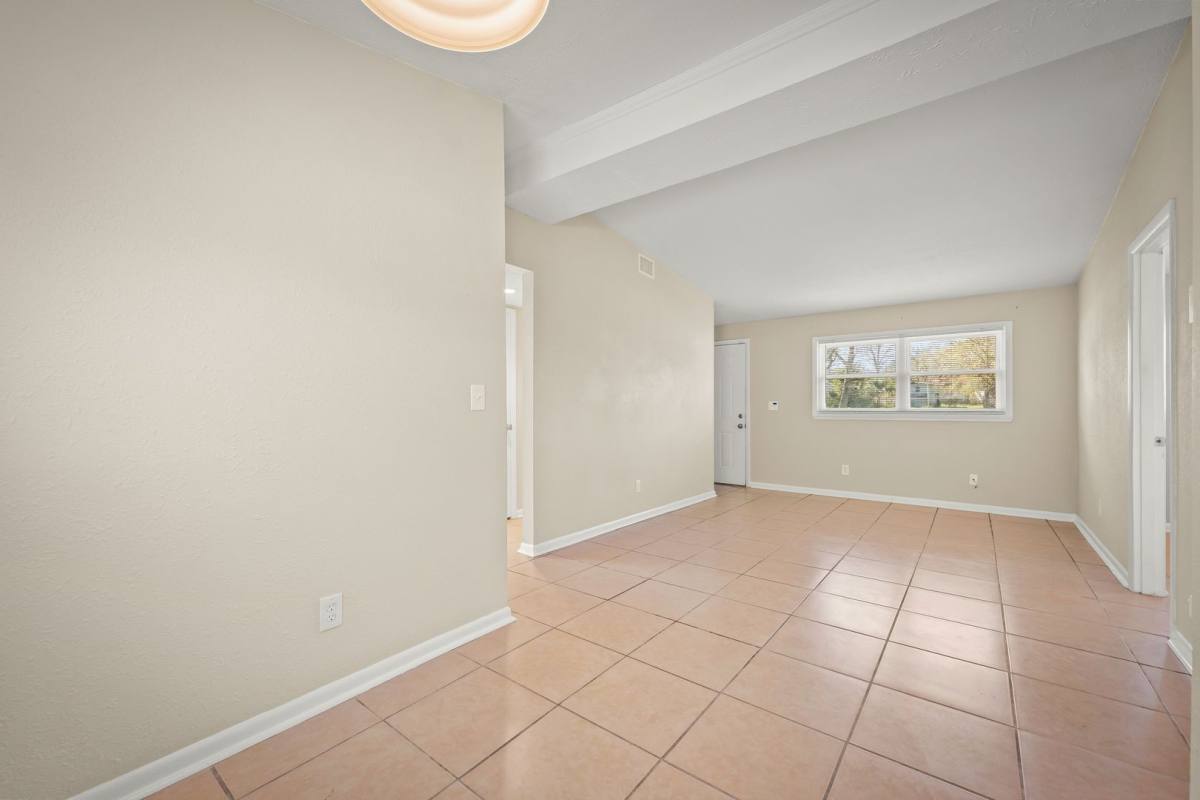 House for rent at 909 Westgate Dr, Jacksonville, FL 32221
