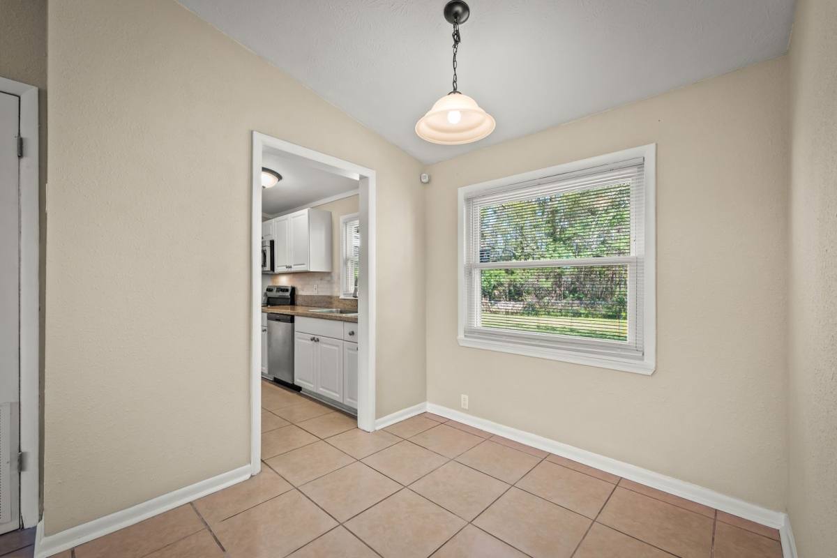 House for rent at 909 Westgate Dr, Jacksonville, FL 32221
