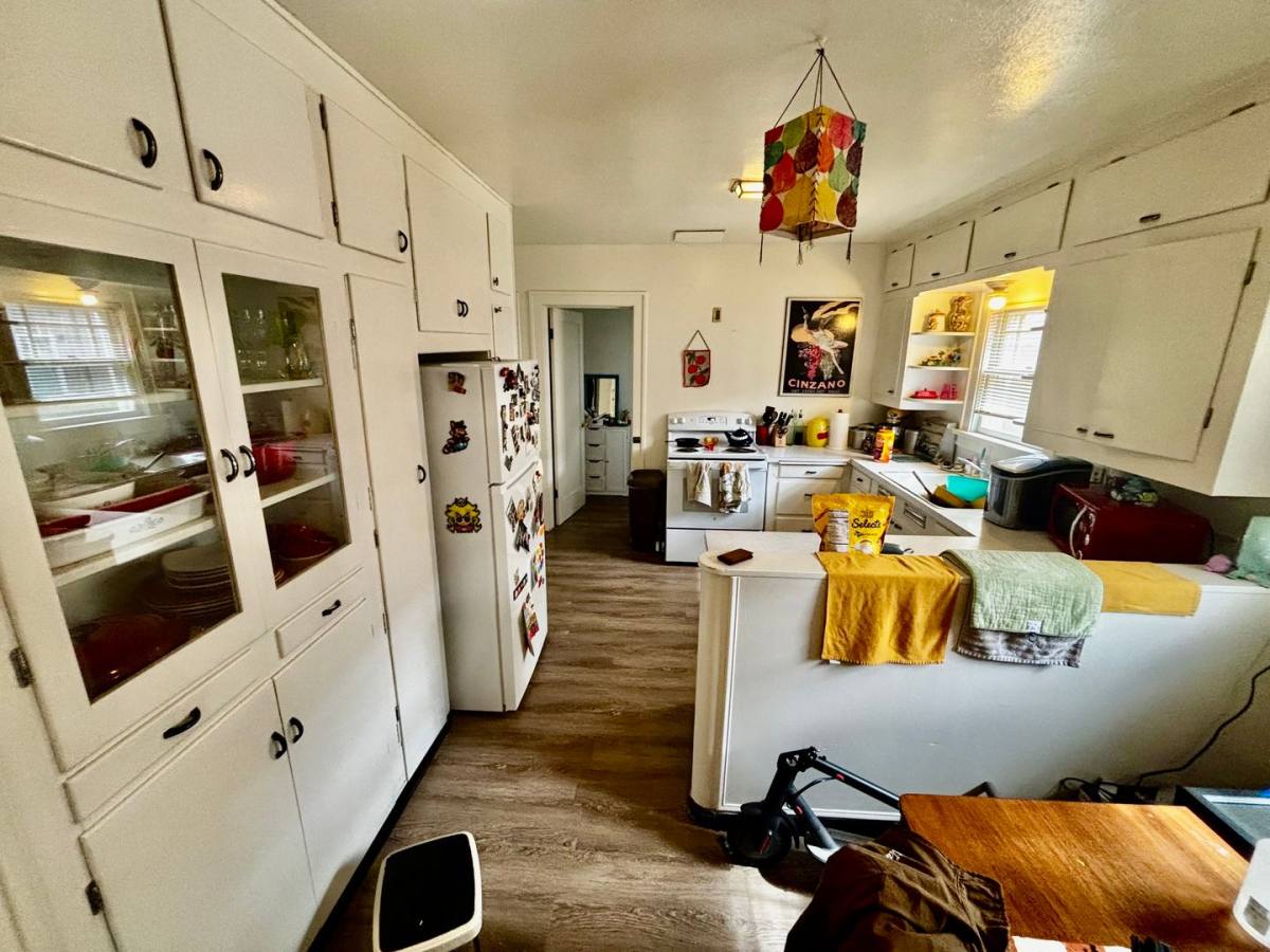 Apartment for rent at 404 S Van Buren, Moscow, ID 83843