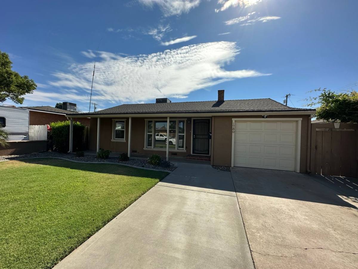 House for rent at 1750 Lois Way, Ceres, CA 95307