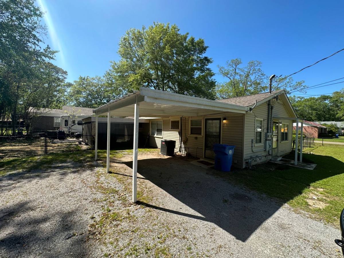 Townhouse for rent at 368 Doster St, Prattville, AL 36067