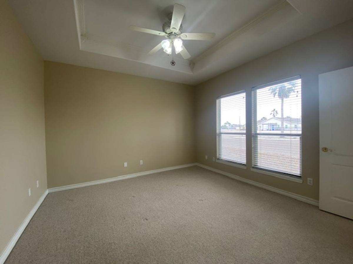 Townhouse for rent at 15433 Seamount Cay Court #A1, Corpus Christi, TX 78418