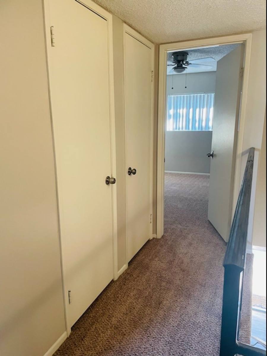 Townhouse for rent at 5324 Fairfax Rd, Bakersfield, CA 93306