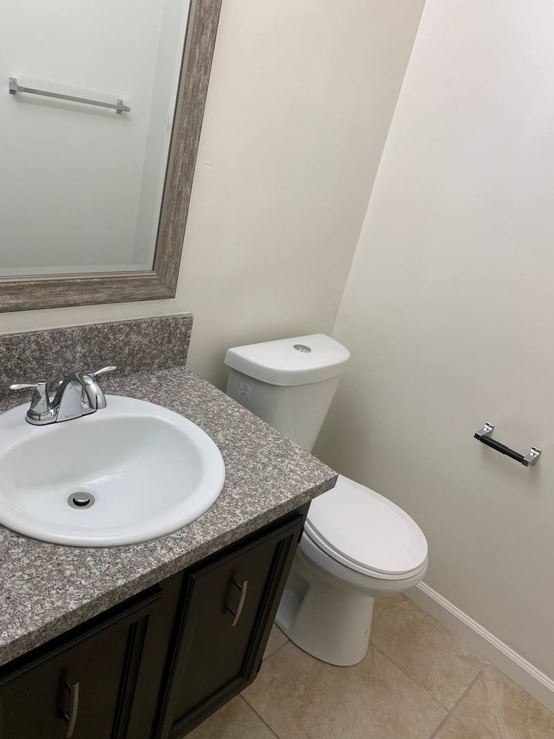Townhouse for rent at 5324 Fairfax Rd, Bakersfield, CA 93306