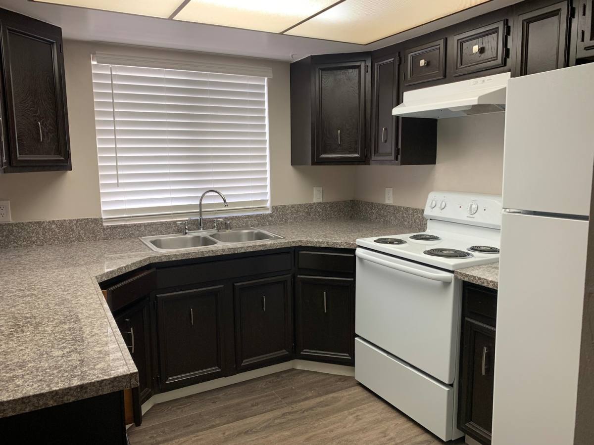 Townhouse for rent at 5324 Fairfax Rd, Bakersfield, CA 93306
