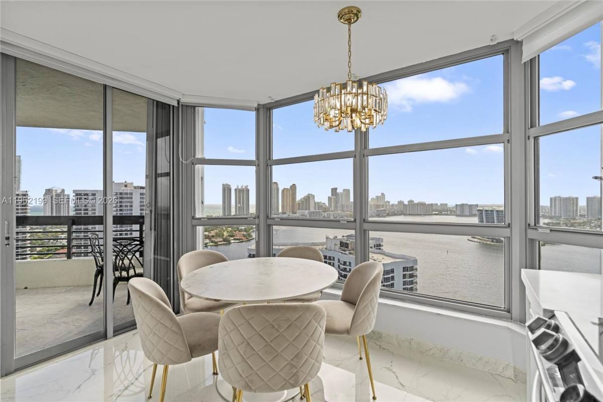 Condo for rent at 3500 Mystic Pointe Dr, Miami, FL 33180