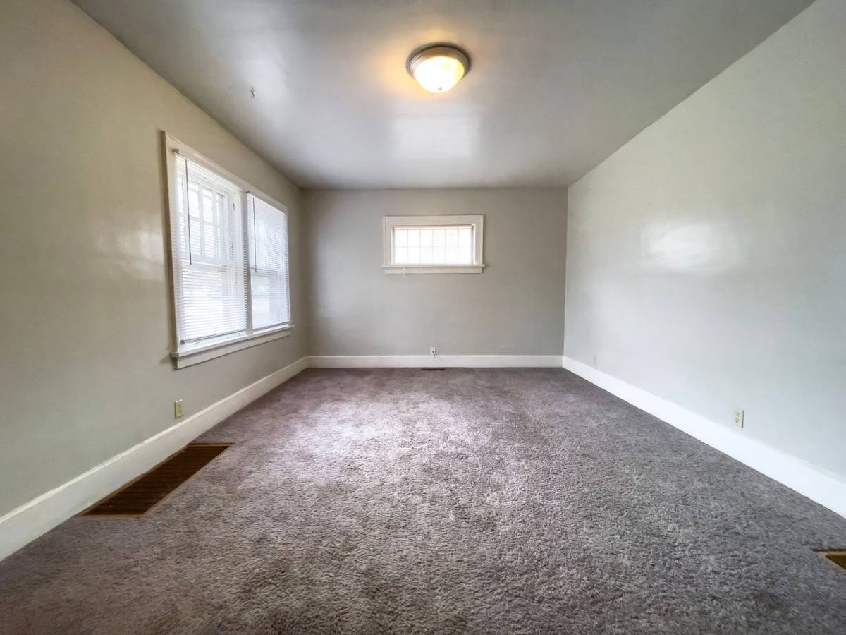 House for rent at 1425 W Gilbert St, Muncie, IN 47303
