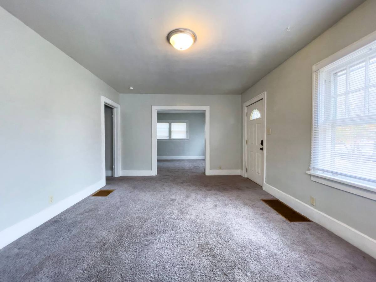 House for rent at 1425 W Gilbert St, Muncie, IN 47303