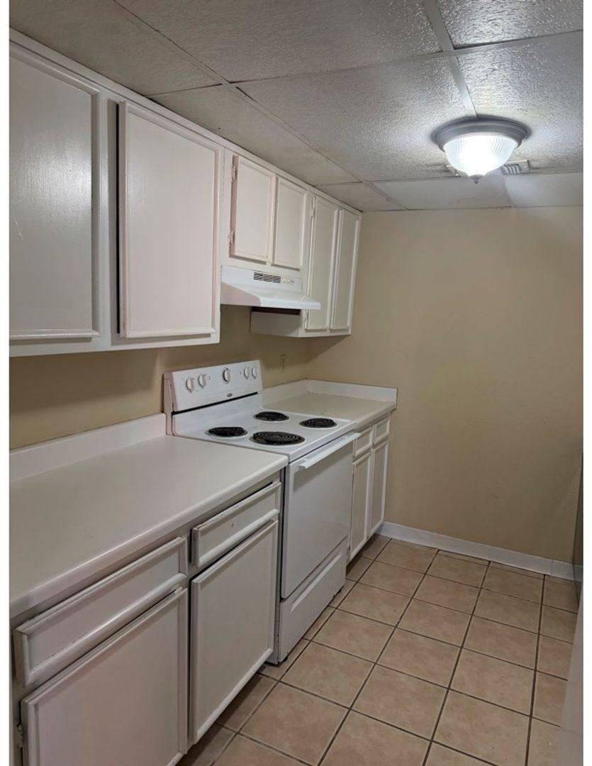 Apartment for rent at 2021 Austin Ave, Waco, TX 76710