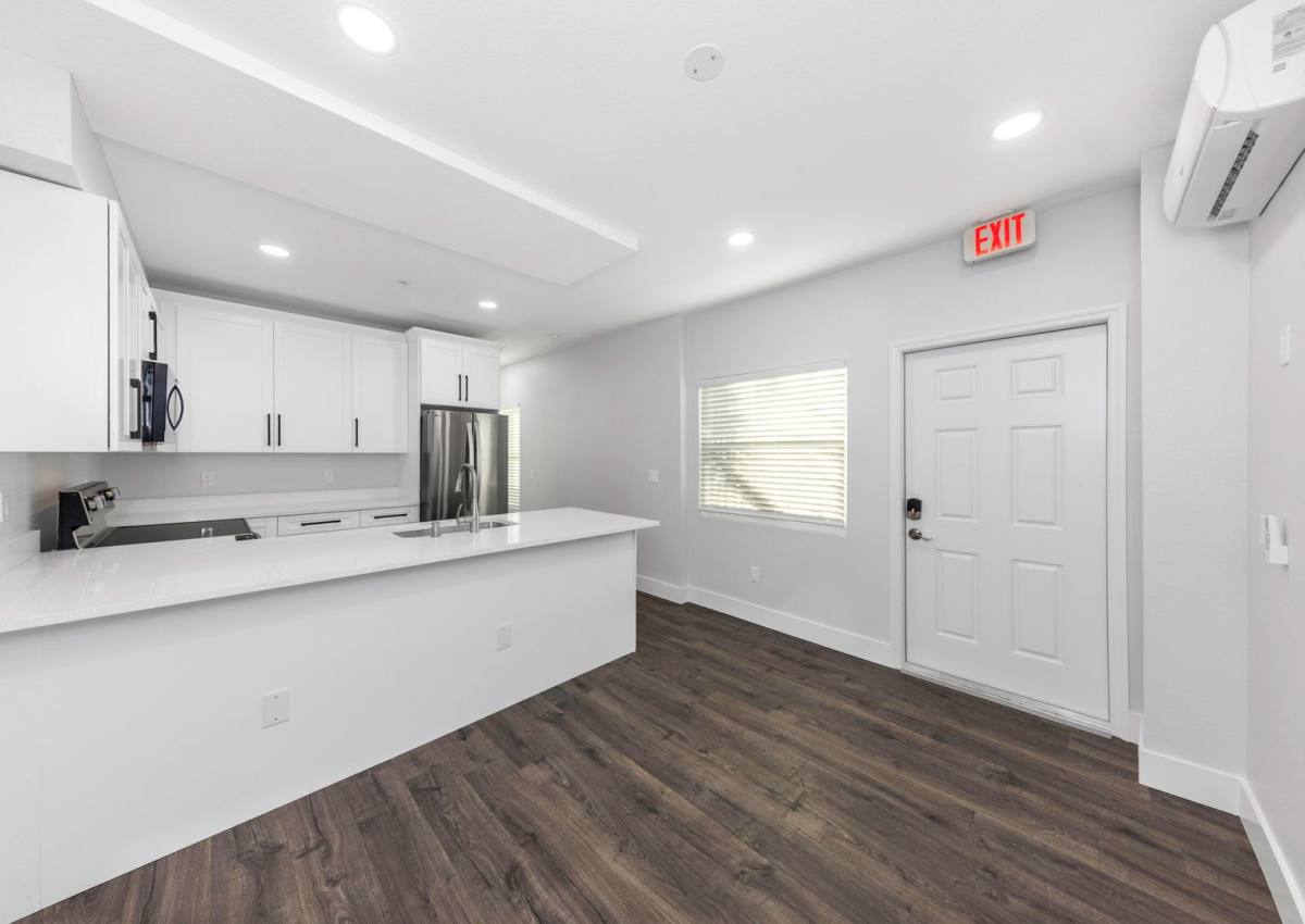 Apartment for rent at 165 17th Ave SE, Saint Petersburg, FL 33701