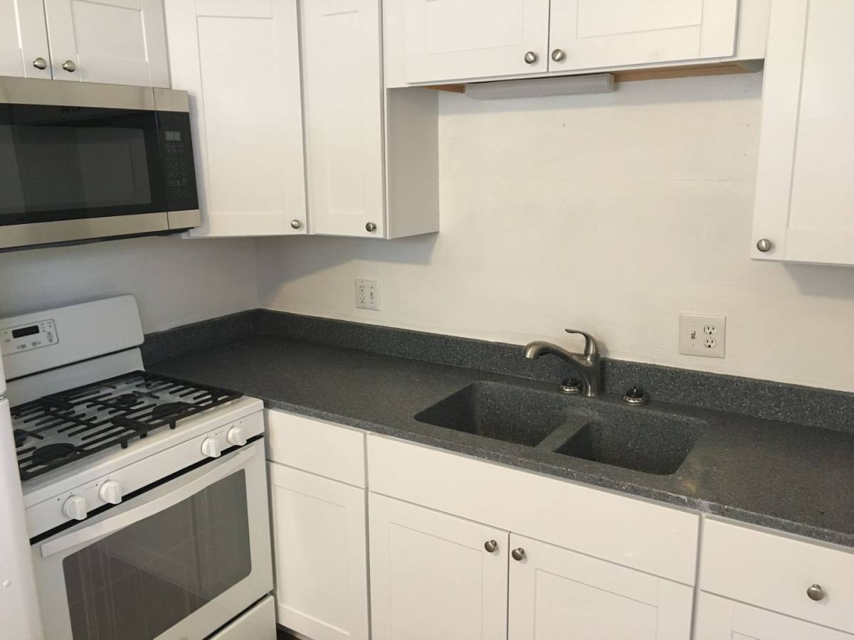 Apartment for rent at 3116 Chicago St, Omaha, NE 68131