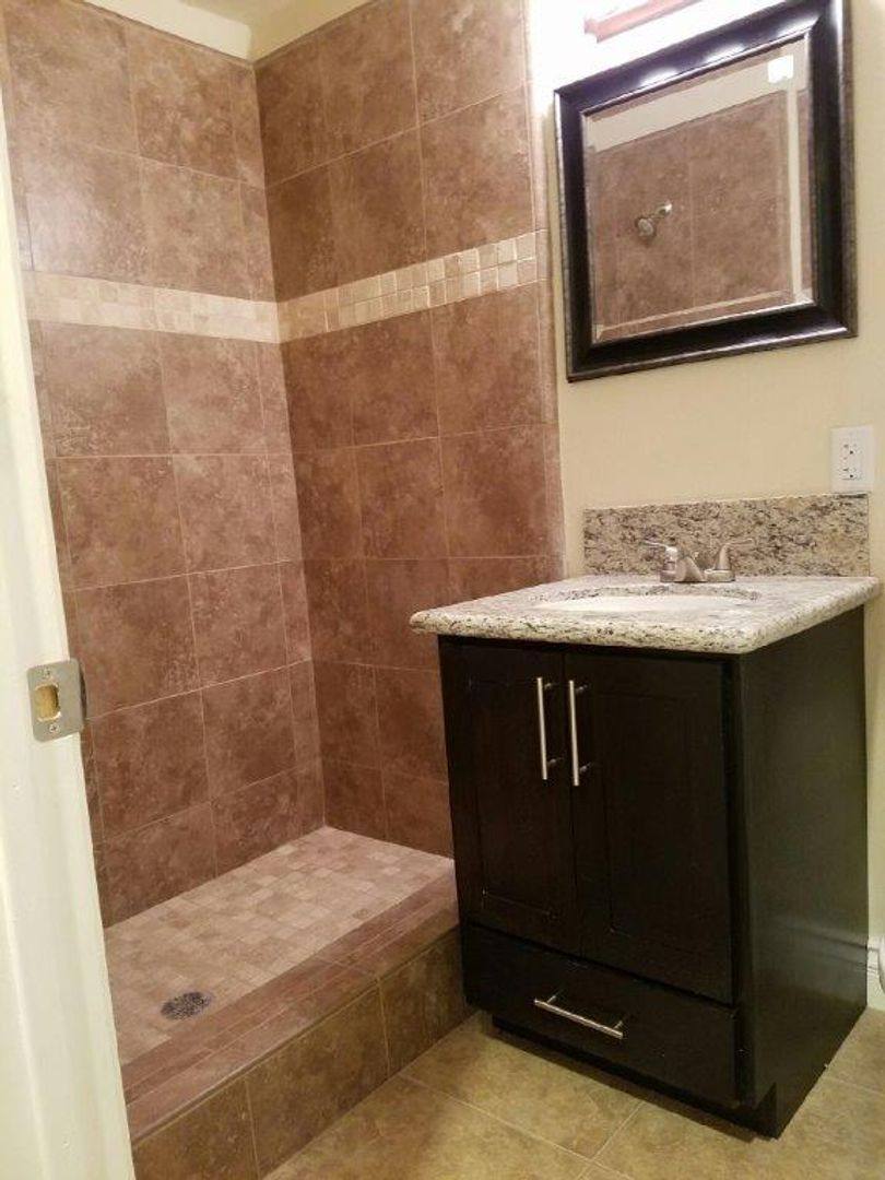 Apartment for rent at 2230 G St, Bakersfield, CA 93301
