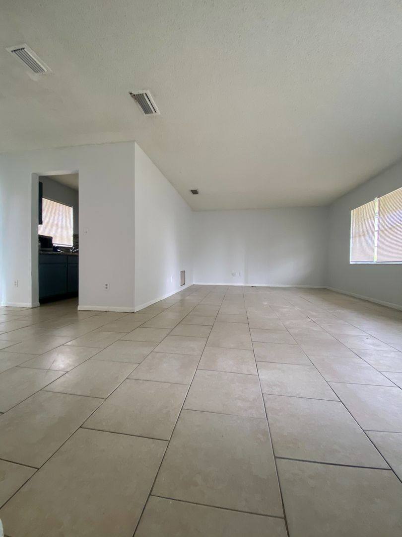 House for rent at 1312 Saxon Blvd, Deltona, FL 32725