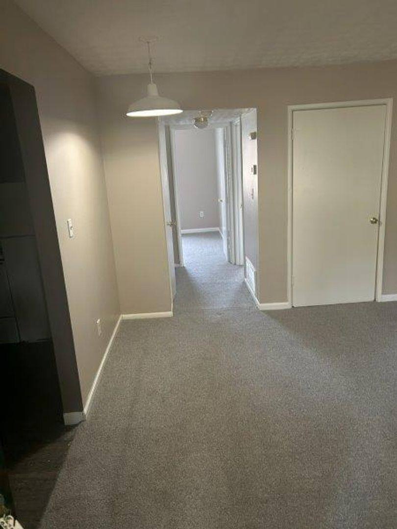 Apartment for rent at 667 Brent Blvd, Columbus, OH 43228