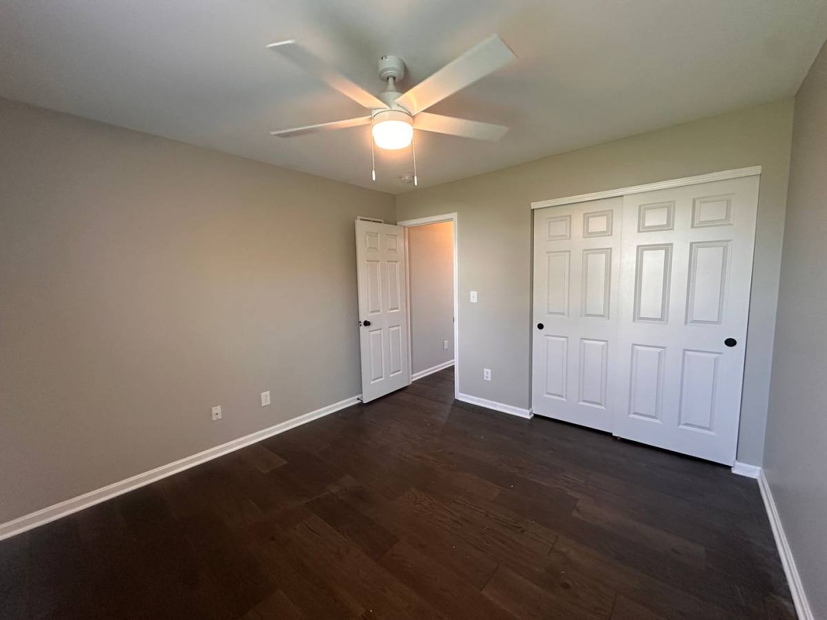 Apartment for rent at 16303 Rockcrest View Lane, Louisville, KY 40245
