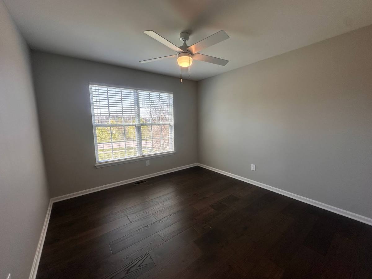 Apartment for rent at 16303 Rockcrest View Lane, Louisville, KY 40245