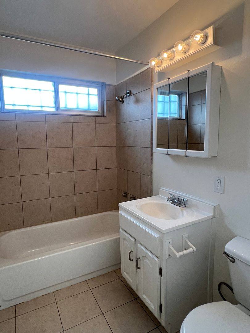 House for rent at 310 Graves Ave, Sacramento, CA 95838