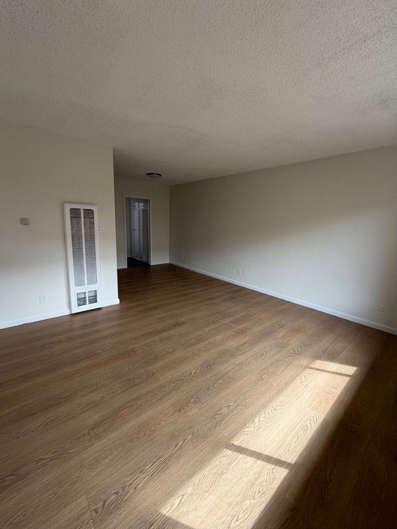 Apartment for rent at 3745 Delmas Terrace, Los Angeles, CA 90034