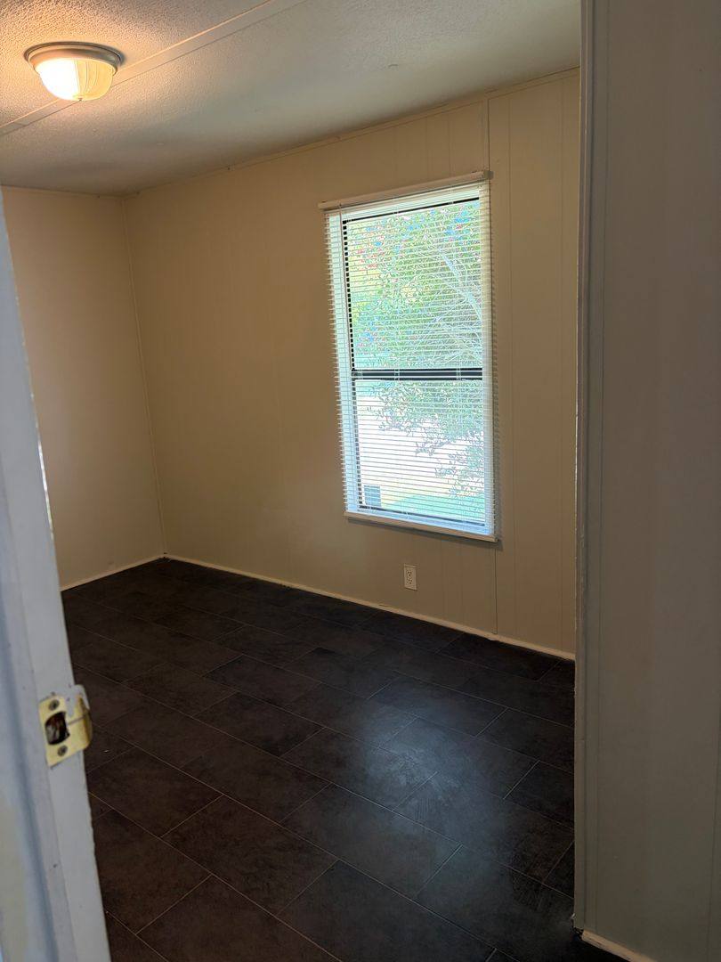 Apartment for rent at 707 E Francis St, Jacksonville, AL 36265