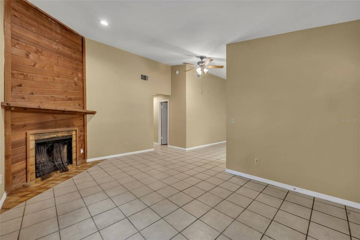 House for rent at 932 Robinhood Court, Maitland, FL 32751