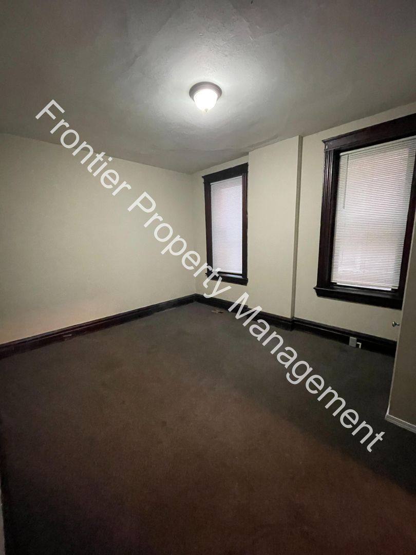 Apartment for rent at 3922 Minnesota, Saint Louis, MO 63118