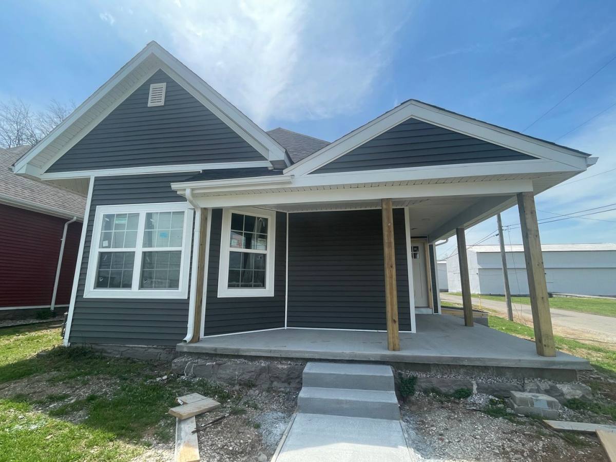 House for rent at 139 W 10th Ave, Bowling Green, KY 42101