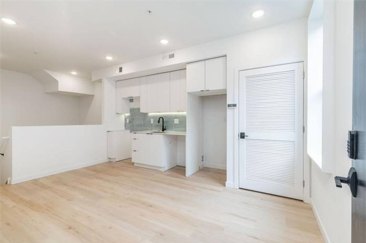Apartment for rent at 2722 N Hope St, Philadelphia, PA 19133