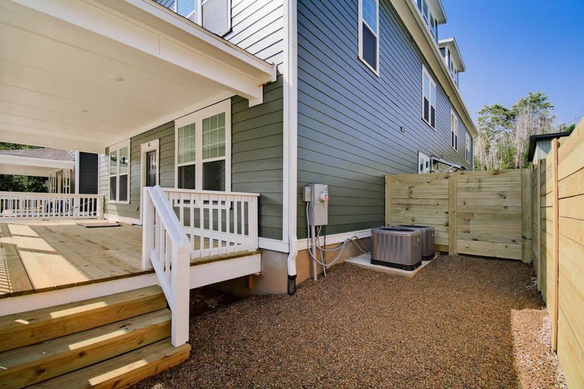 Apartment for rent at 769 S Washington Ave, Fayetteville, AR 72701