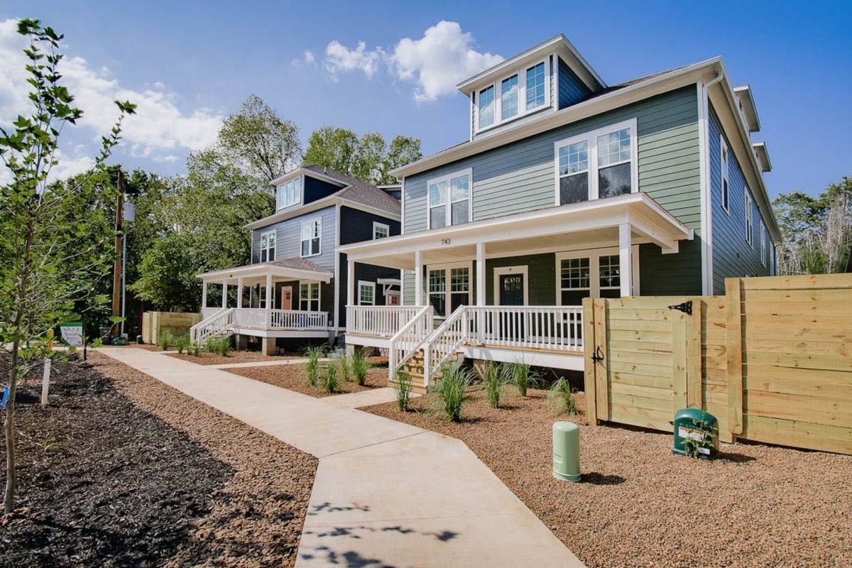 Apartment for rent at 769 S Washington Ave, Fayetteville, AR 72701