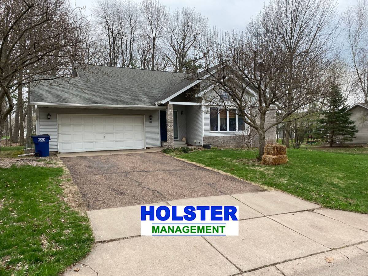 House for rent at 209 Greenwood Dr, Rothschild, WI 54474
