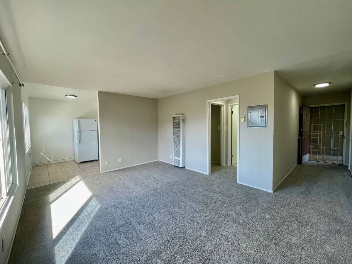 Apartment for rent at 3545 Harrison St, Oakland, CA 94611