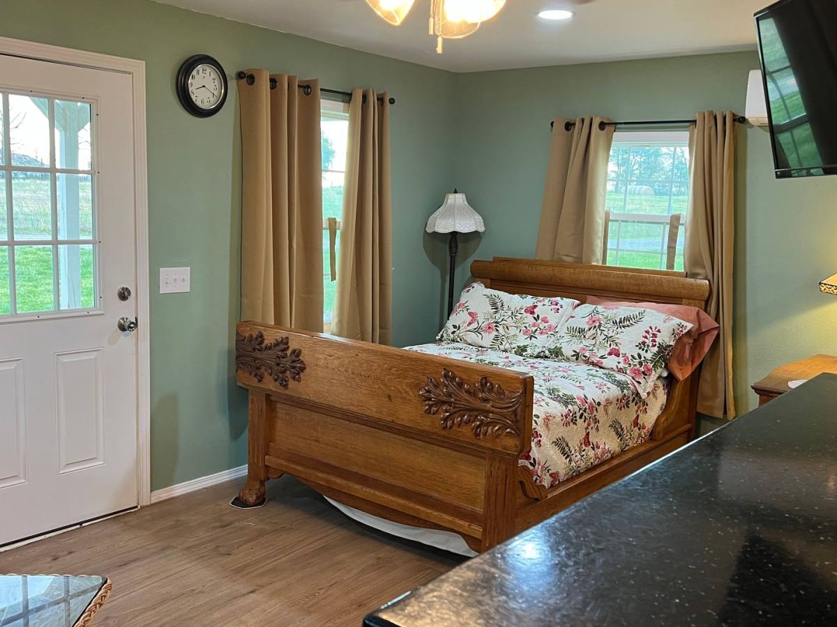 House for rent at 15177 W Grandview Rd, Tahlequah, OK 74464