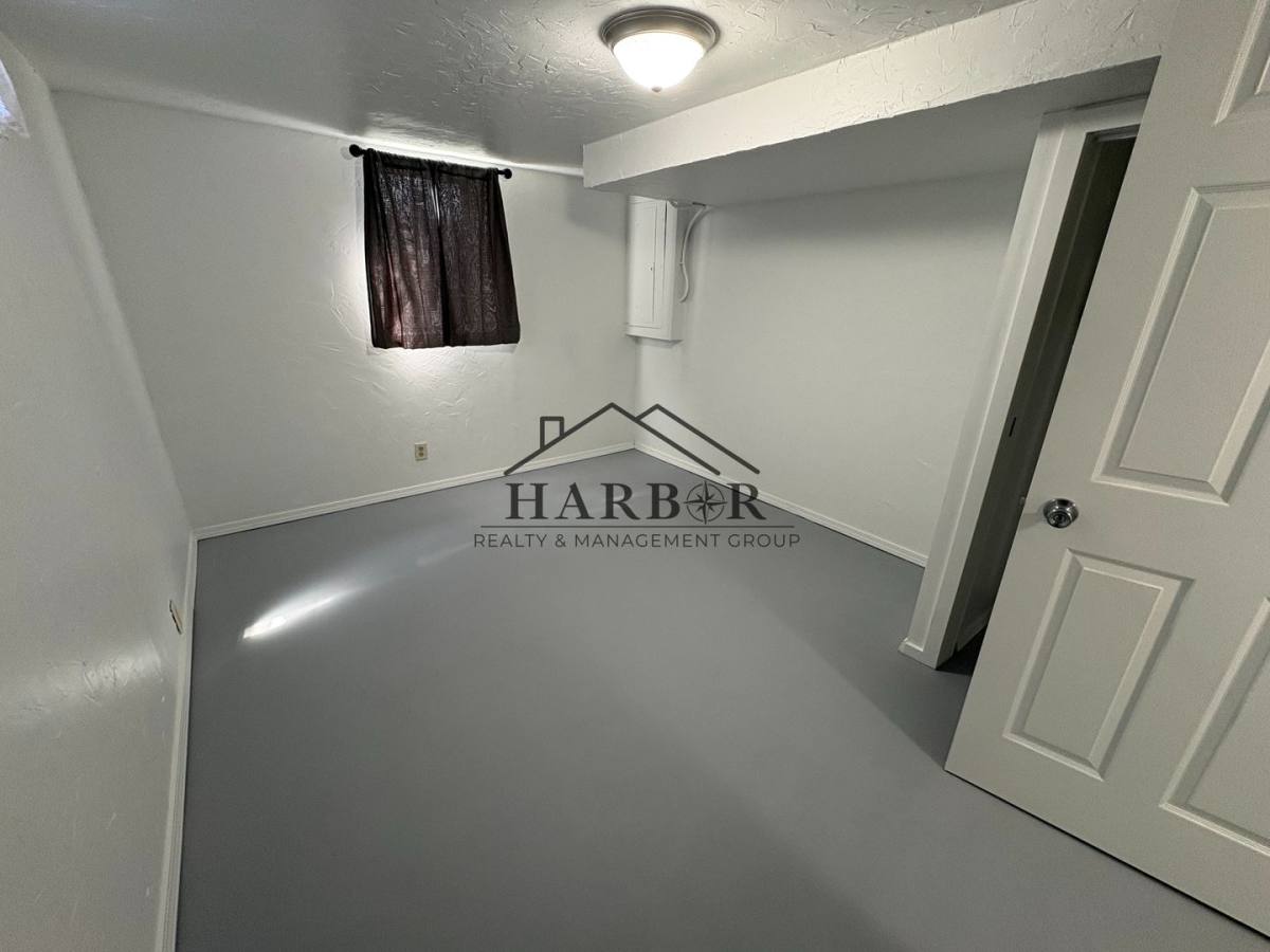 House for rent at 1921 3rd Ave NE, Austin, MN 55912