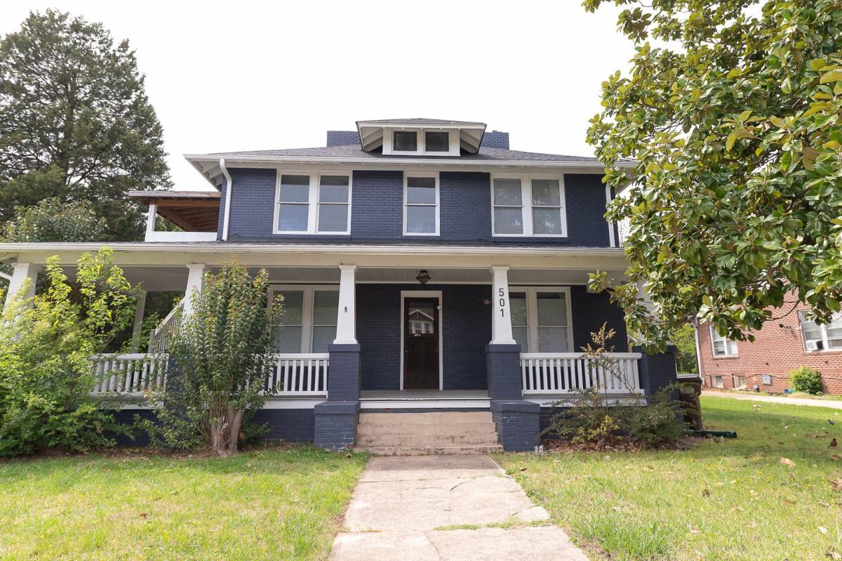 Apartment for rent at 501 Steele St, High Point, NC 27262