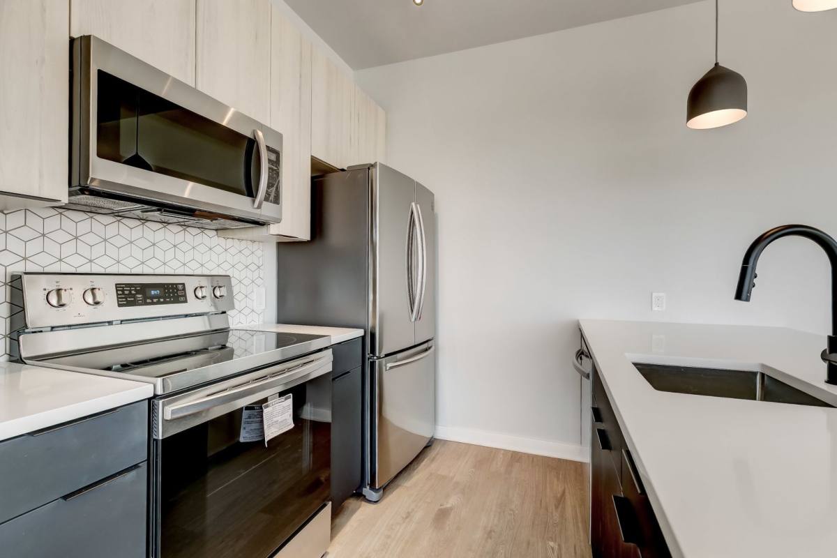 Apartment for rent at 115 W Hamburg, Baltimore, MD 21230