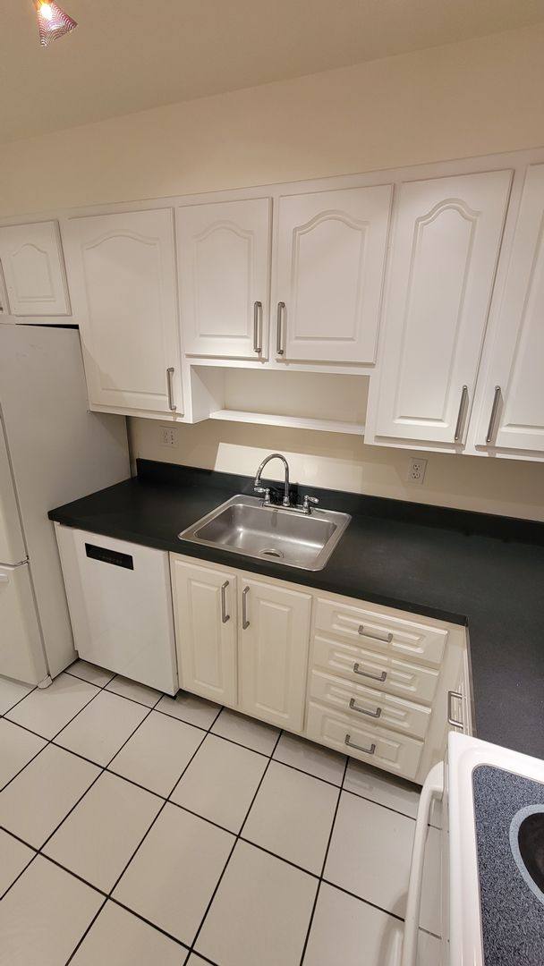Condo for rent at 4607 W Fig St, Tampa, FL 33609