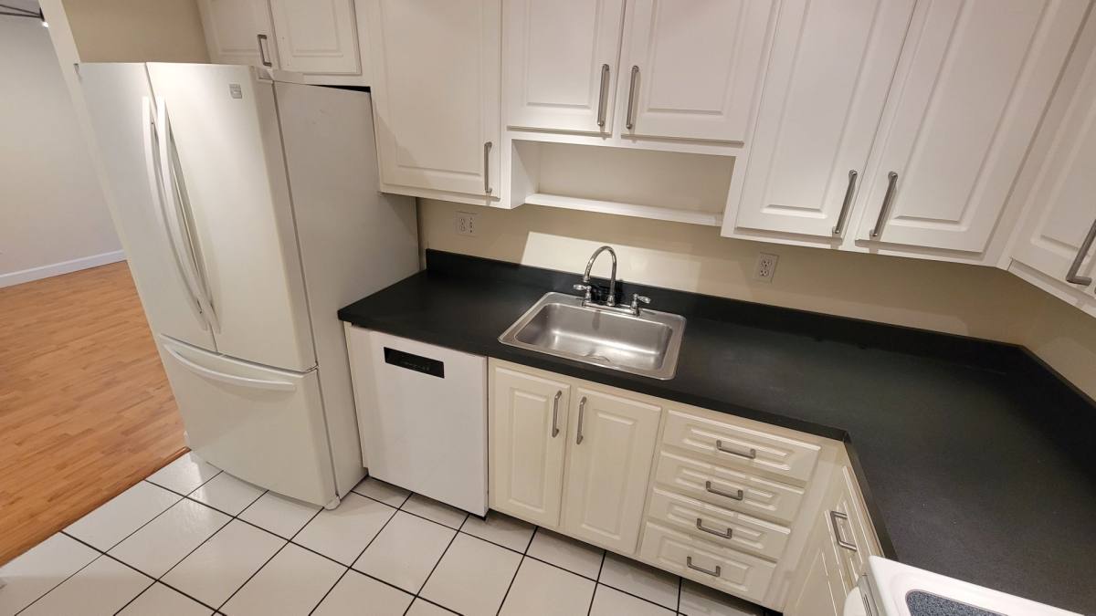 Condo for rent at 4607 W Fig St, Tampa, FL 33609
