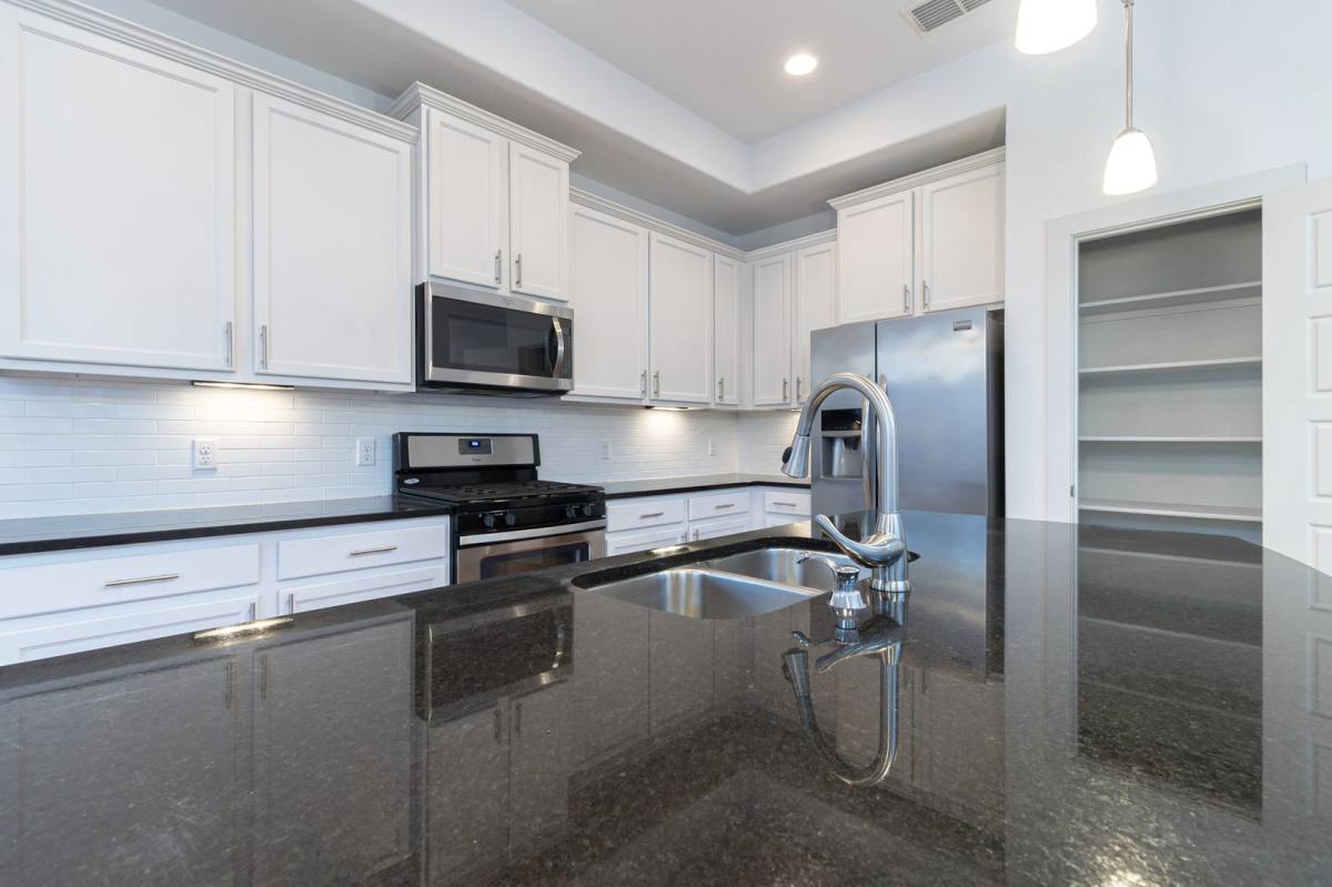 House for rent at 1410 Casa Dr, Austin, TX 78745