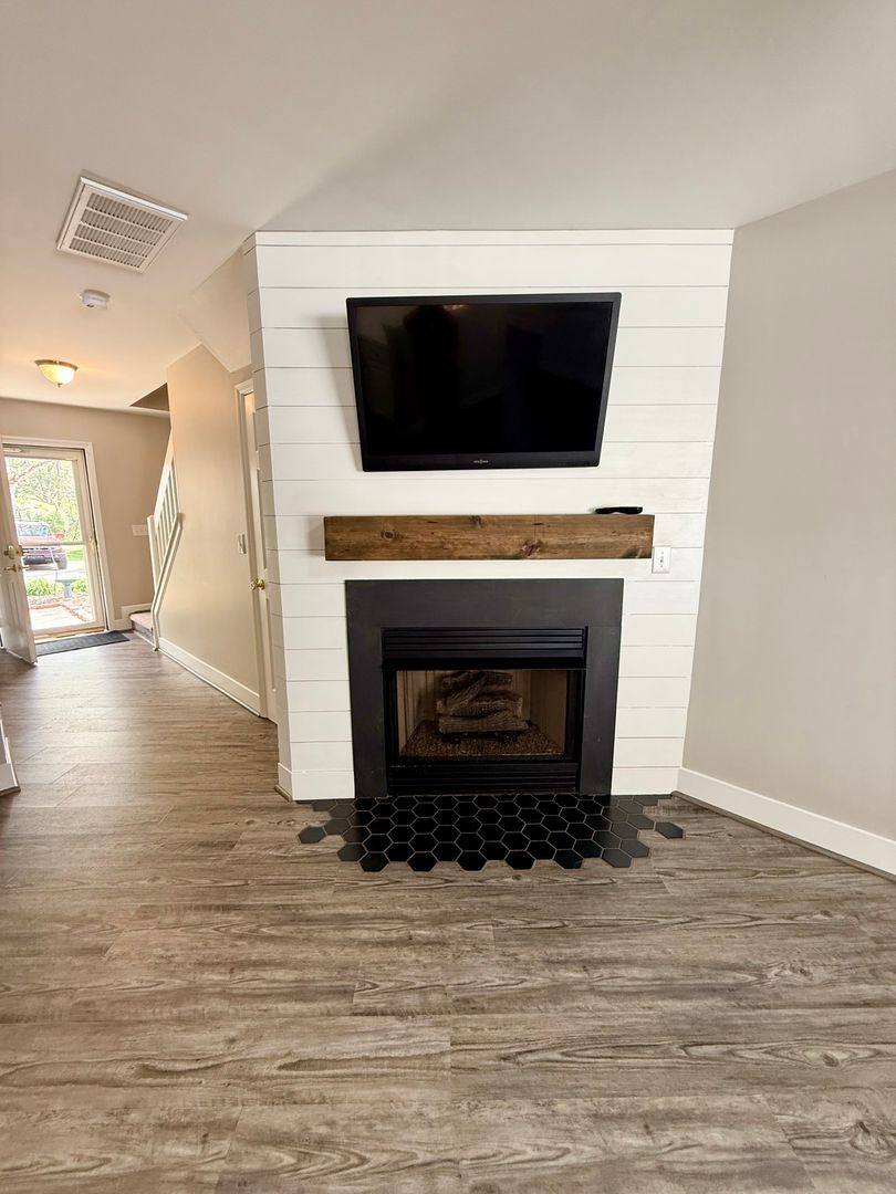 Townhouse for rent at 917 Creek Crossing Trail, Whitsett, NC 27377