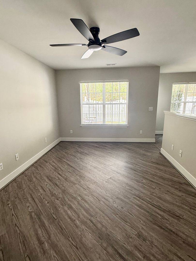 Townhouse for rent at 917 Creek Crossing Trail, Whitsett, NC 27377