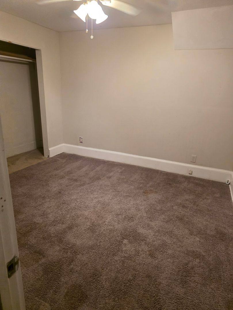 Apartment for rent at 406 Park Ave, Florence, SC 29501