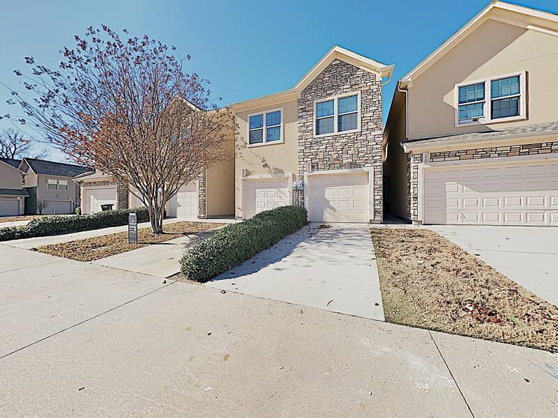 Apartment for rent at 1540 Aldra Dr, Fort Worth, TX 76120