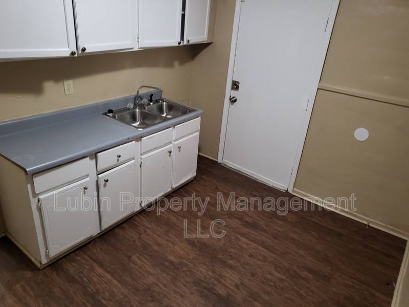 House for rent at 1368 Springdale St, Memphis, TN 38108