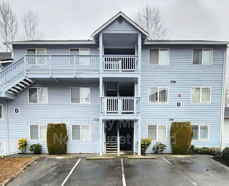 Condo for rent at 9727 18th Ave W #B-103, Everett, WA 98204