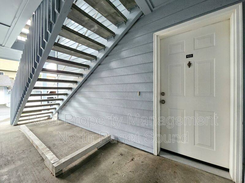 Condo for rent at 9727 18th Ave W #B-103, Everett, WA 98204