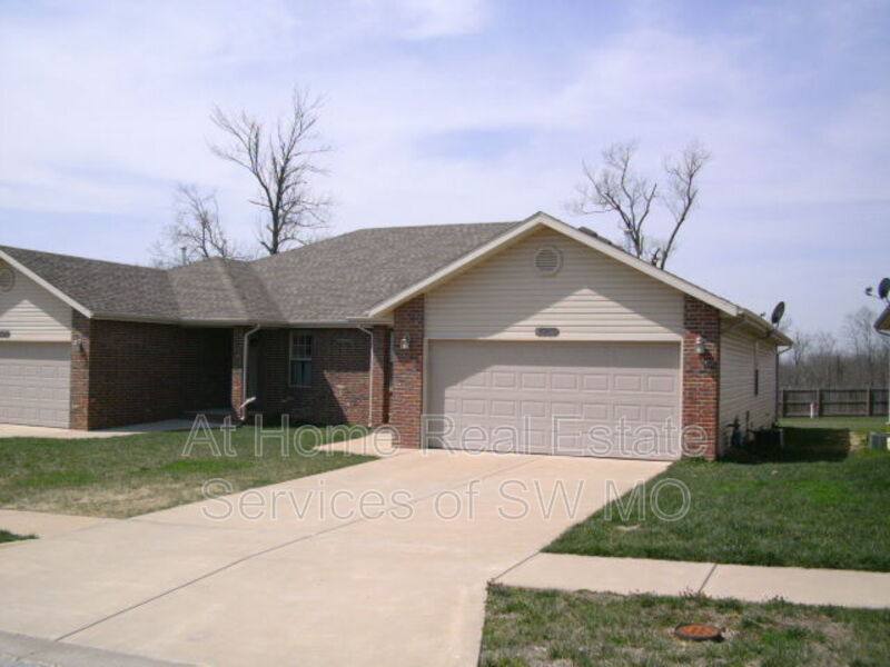 Apartment for rent at 1091 N Northwood, Republic, MO 65738